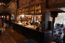 Enlarge photo 16