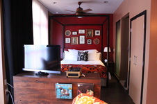 Enlarge photo 24