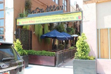 EaCa Alley