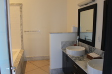 Enlarge photo 34