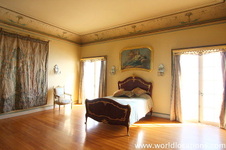Enlarge photo 40