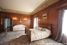 Enlarge photo 51