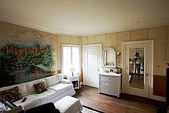 Enlarge photo 53