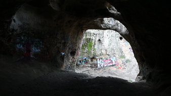 Enlarge photo 25