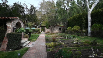 Enlarge photo 56