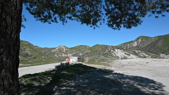 Enlarge photo 8