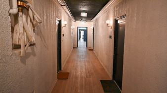Enlarge photo 10