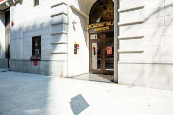 Enlarge photo 2