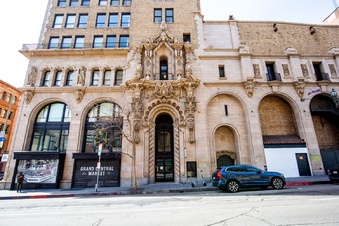 Grand Central Square Apartments,