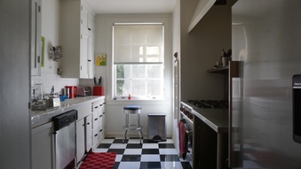 Enlarge photo 36