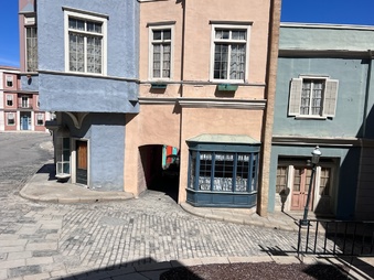 Enlarge photo 11