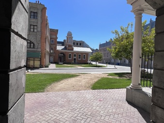 Enlarge photo 42