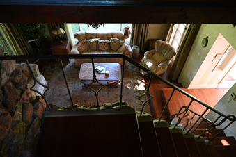 Enlarge photo 12