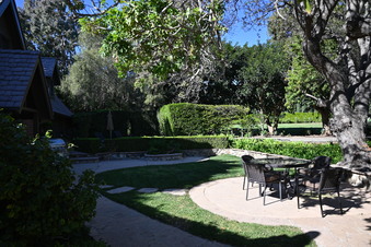 Enlarge photo 24