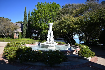 Enlarge photo 40