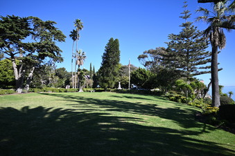 Enlarge photo 42