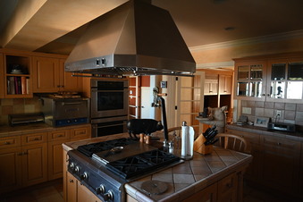 Enlarge photo 56