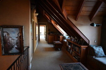 Enlarge photo 62