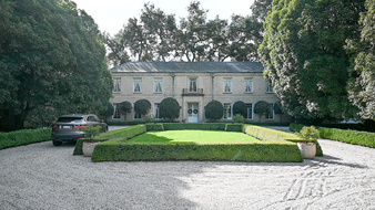 Enlarge photo 2