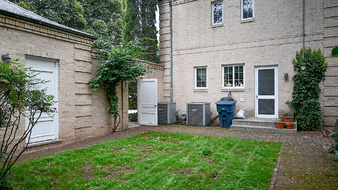 Enlarge photo 42