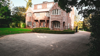 Enlarge photo 13