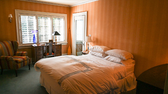 Enlarge photo 53