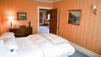 Enlarge photo 54