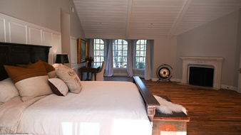 Enlarge photo 72