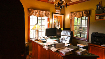 Enlarge photo 51