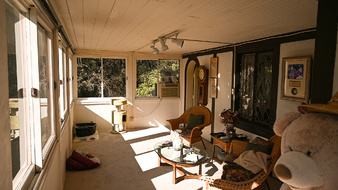 Enlarge photo 75