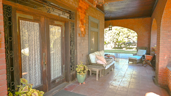 Enlarge photo 8