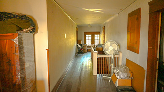 Enlarge photo 68