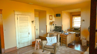 Enlarge photo 70