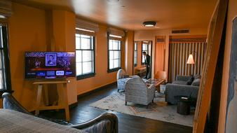 Enlarge photo 51