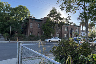 Enlarge photo 2