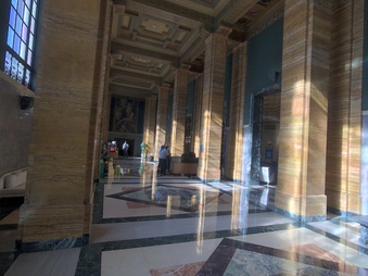 Enlarge photo 2