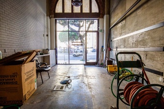 Enlarge photo 27
