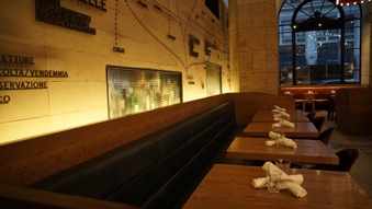 Enlarge photo 33