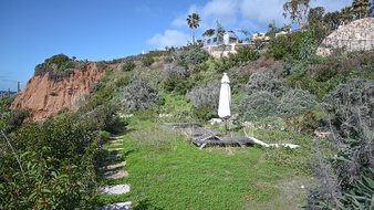 Enlarge photo 25