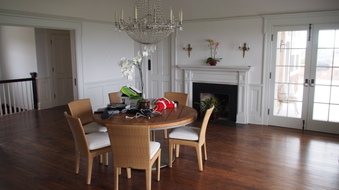 Enlarge photo 51