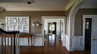 Enlarge photo 9