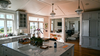 Enlarge photo 11