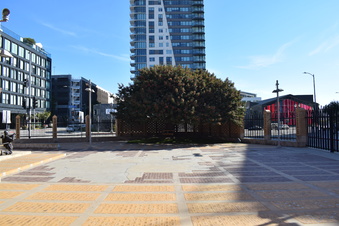 Enlarge photo 8