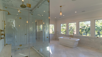 Enlarge photo 44