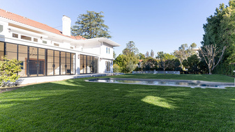 Enlarge photo 48