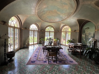 Enlarge photo 24