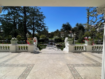 Enlarge photo 2