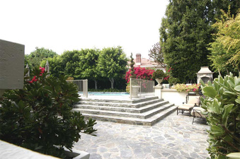 Enlarge photo 49