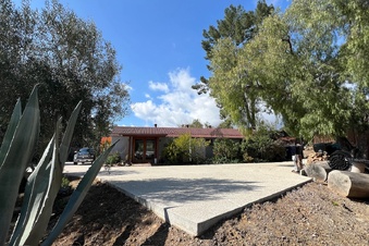 Enlarge photo 108