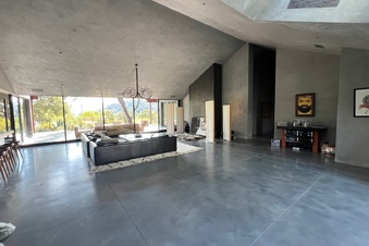 Enlarge photo 34